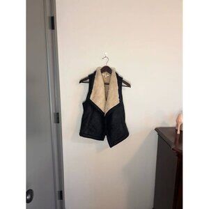 BB Dakota Faux Fur Sleek Black Vest Sleeveless XS with Pockets